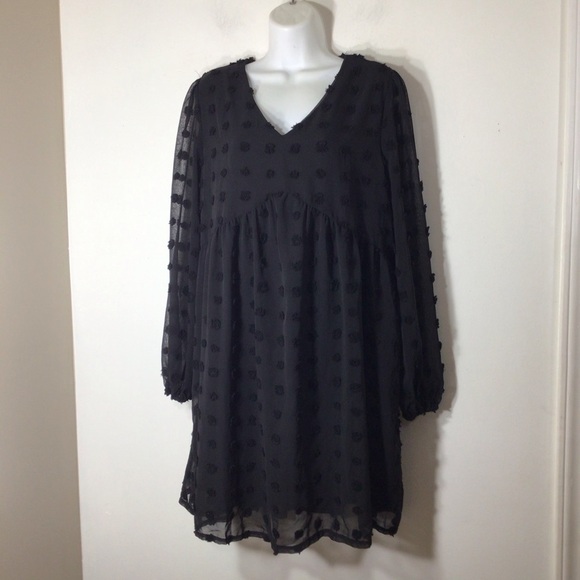 Kirundo Small Dress - Picture 1 of 8